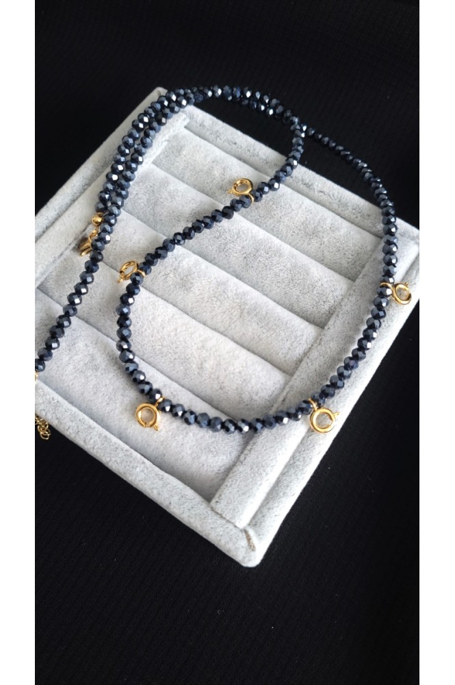 Beşi Bir Yerde Lacivert Kristal Boncuklu Kolye