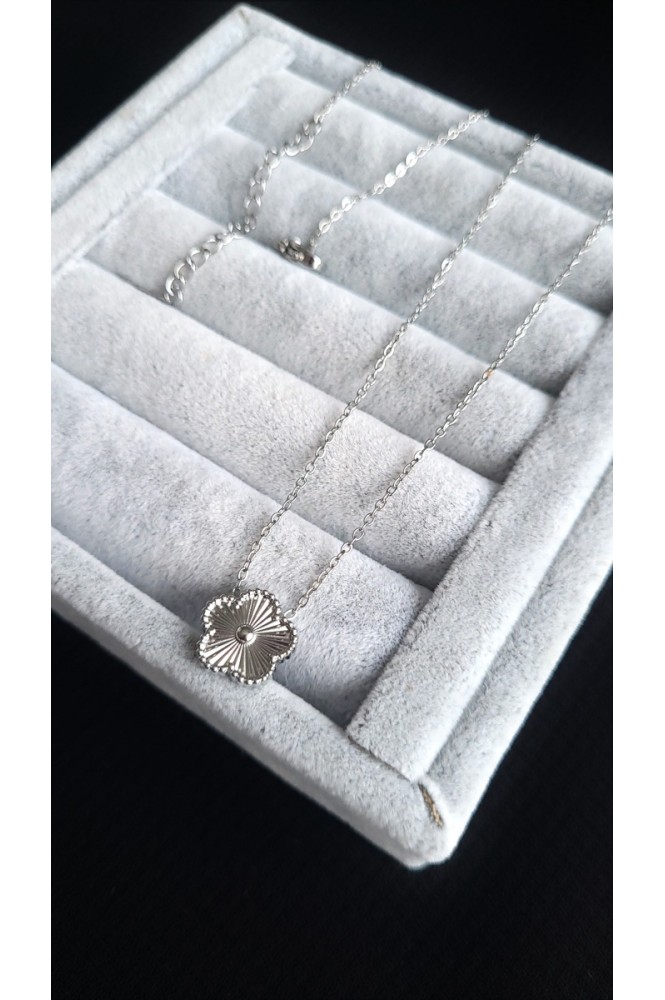 Çelik Silver Cleef kolye