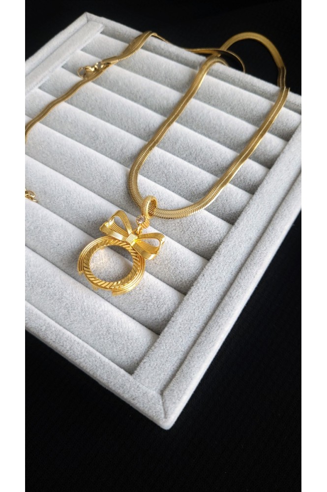 Çerceveli Çeyrek uyumlu fiyonk kolye