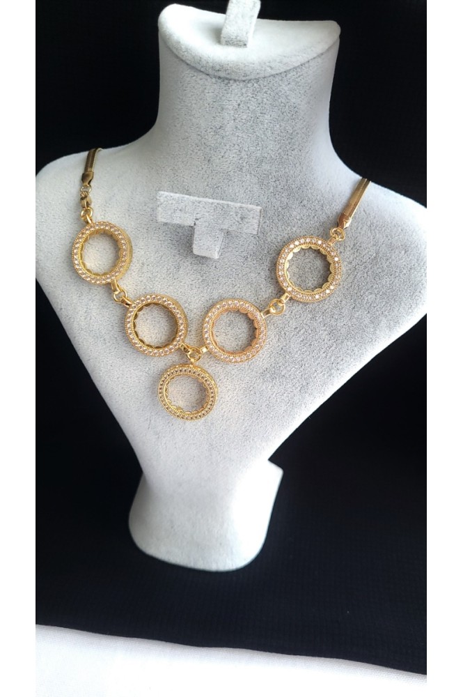 Çeyrek uyumlu Beşi Bir Yerde kolye